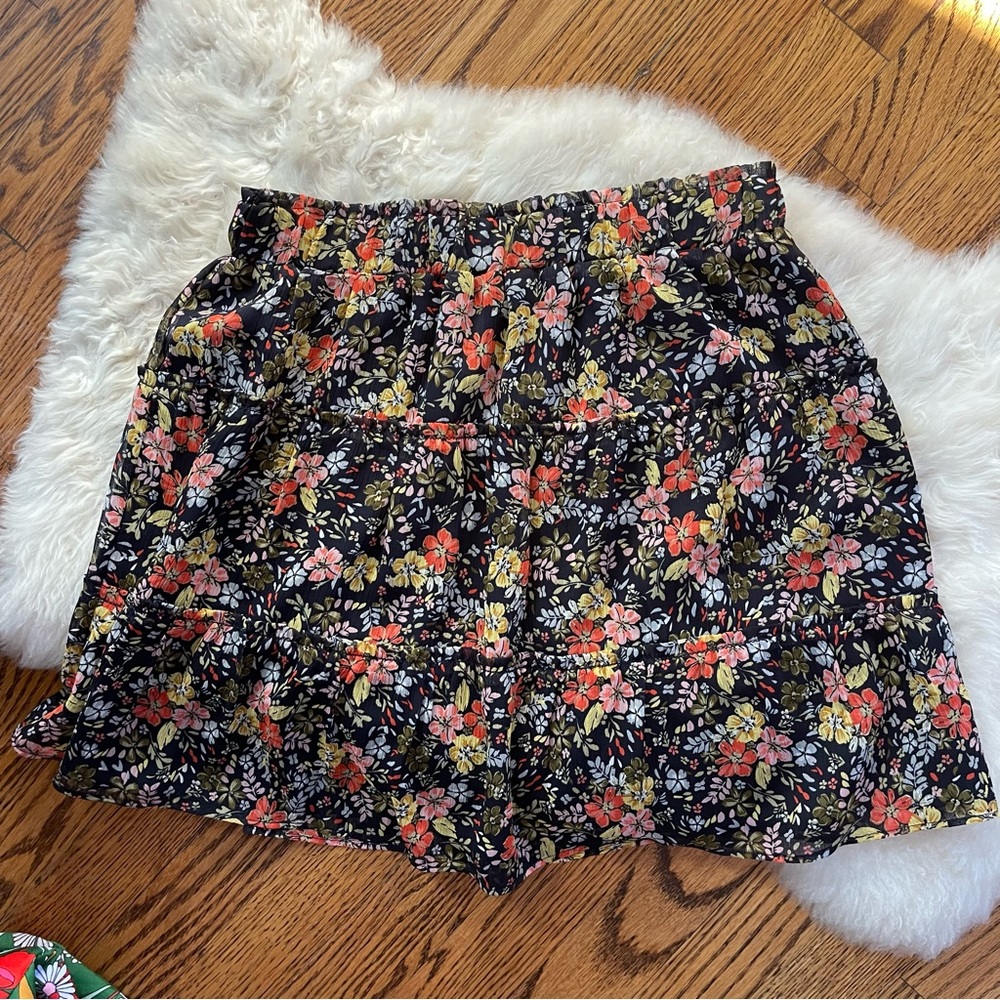 LOFT skirt 🌼